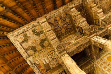 Dalada Maligawa, Kandy, Sri Lanka dekore edilmiş ahşap çatı