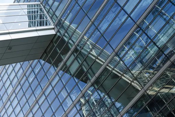 Cam cepheli modern Avrupa külçeleri