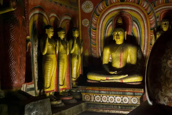 Buda heykelleri Dambulla kaya Tapınağı, Sri Lanka