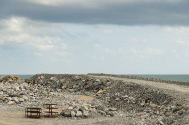 Terk edilmiş bağlantı noktası şantiye Colombo sahil, Sri Lanka