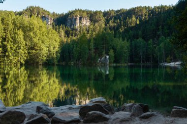 Çek Cumhuriyeti, Adrspach Kayalıkları 'ndaki Kristal Kum Madeni