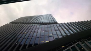 Amsterdam Zuidas, Amsterdam, Hollanda 'da modern yüksek ofis binaları olan iş bölgesi. 