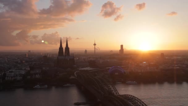 Vue Aérienne Des Toits Cologne Rhin Coucher Soleil — Video