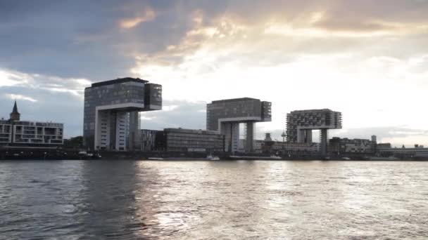 Casas Grúas Arquitectura Moderna Rheinauhafen Colonia Alemania — Vídeos de Stock