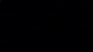 Cam ışıklı mercek siyah arkaplan üzerine ışık sızıntısı. 