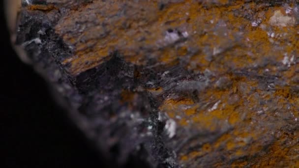 Nahaufnahme Von Natürlichen Kristall Galena Stein Textur Rotierenden Abstrakten Hintergrund — Stockvideo