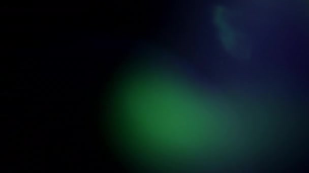 Abstract Groen Blauw Licht Lekt Reflecties Zwarte Achtergrond — Stockvideo