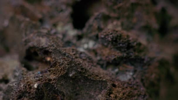 Zbliżenie Tekstury Wulkanicznej Skały Obracające Się Tło — Wideo stockowe
