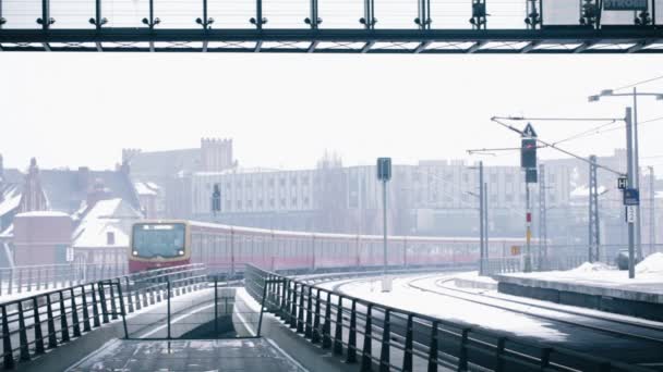 Bahn Train Entering Berlin Central Train Station Berlin Germany — Stock Video