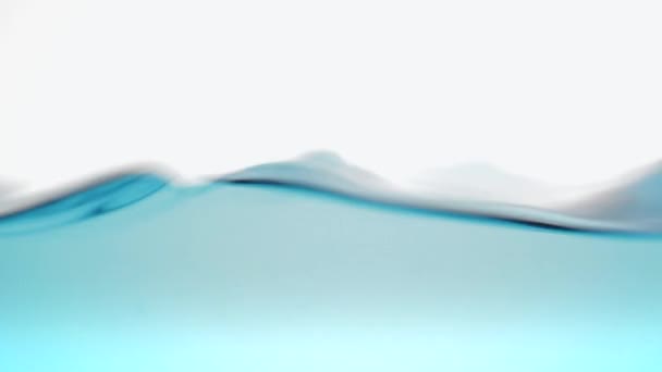Крупним Планом Прозорий Блакитний Поверхня Води Абстрактний Фон — стокове відео