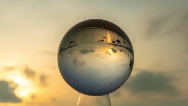Zeitraffer Sonnenaufgang Blick Kristallkugel Der Natürliche Blick Auf Das Meer — Stockvideo