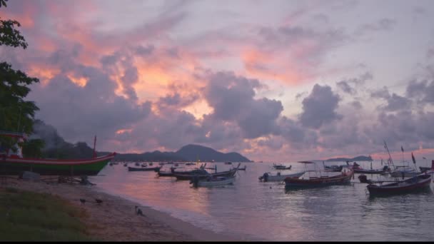 Güzel Sade Sade Bir Hayat Sabah Güneş Bulutların Tepesinde Parlıyor — Stok video