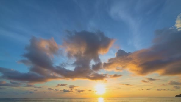 Zaman Gibi Akıyor Gün Batımı Manzarası Doğanın Inanılmaz Işığı Bulutlar — Stok video