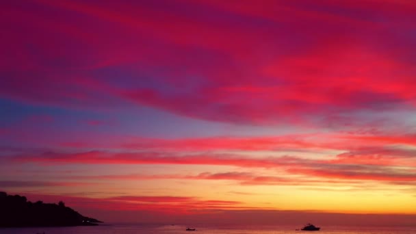 Escena Del Cielo Rojo Crepúsculo Por Encima Puesta Sol Horizontal — Vídeos de Stock