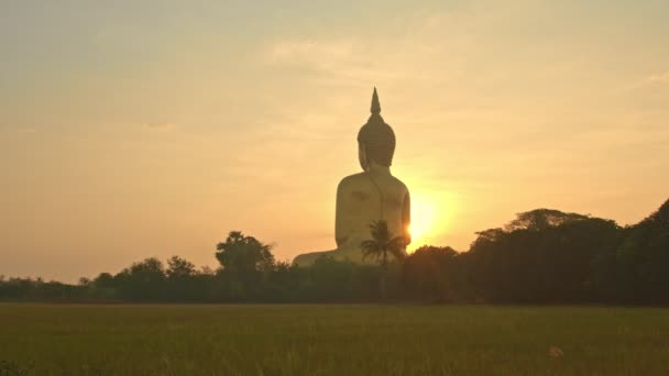 Paisaje Amanecer Frente Gran Buda Tailandia Wat Muang Ang Thong — Vídeo de stock