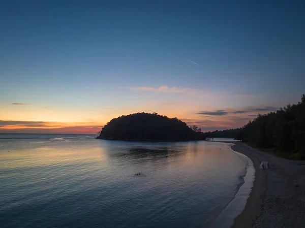 Vista Aérea Hermosa Puesta Sol Sobre Isla Kala Playa Layan — Foto de Stock