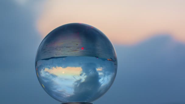 空中飞落风景日出落日在水晶球内 — 图库视频影像