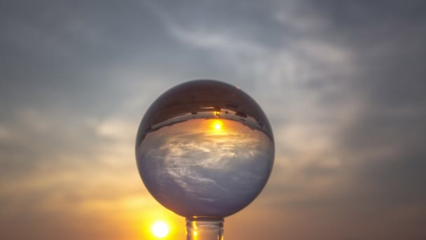 Tempo Vista Lapso Natureza Colorida Pôr Sol Dentro Cristal Ball — Vídeo de Stock