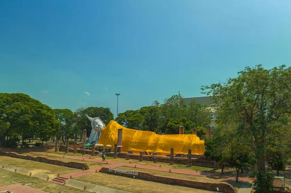 Vista Aérea Sobre Gran Hermoso Buda Reclinable Wat Khun Inthapramun — Foto de Stock