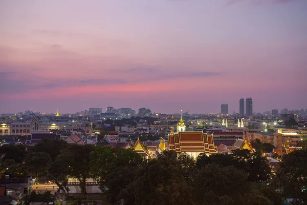 Gün batımında Bangkok 'un hava manzarası