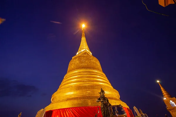Золотая Гора Пагода Ват Сакет Знаменитая Золотая Пагода Бангкоке Тайланд — стоковое фото