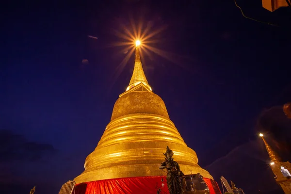 Golden Mountain Pagoda Wat Saket Famosa Pagoda Oro Bangkok Tailandia — Foto de Stock