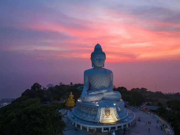 Lotu Phuket Duży Budda Pięknym Zmierzchu — Zdjęcie stockowe