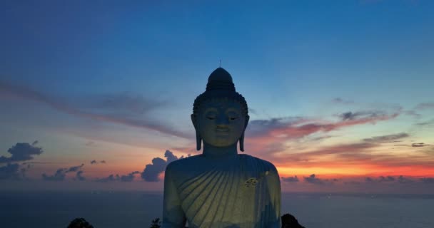Légi Kilátás Körül Phuket Nagy Buddha Gyönyörű Naplemente 360 Fokos — Stock videók