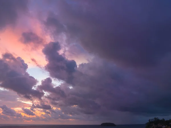 Κεραία Θέα Σκηνή Ρομαντικό Ηλιοβασίλεμα Στο Kata Noi Παραλία Πουκέτ — Φωτογραφία Αρχείου
