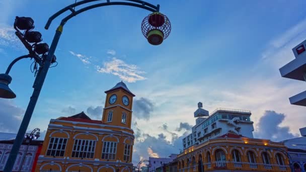 Phuket Thailand April 2023 Zeitraffer Eines Atemberaubenden Himmels Farbenfrohen Sonnenuntergang — Stockvideo