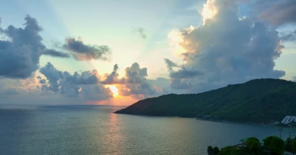 Impresionante Puesta Sol Por Encima Isla Frente Playa Yanui Yanui — Vídeos de Stock