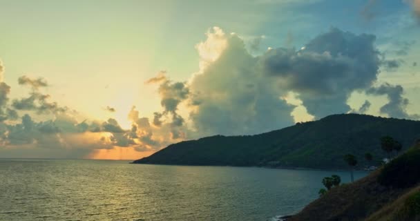 Fantastisk Solnedgång Ovanför Framför Yanui Stranden Yanui Stranden Ligger Mitten — Stockvideo