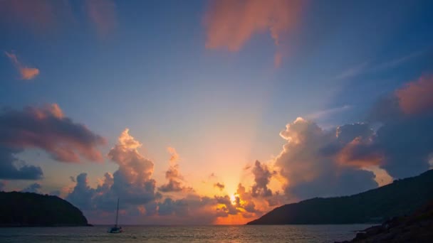 Timelapse Приголомшливе Світло Барвистих Хмарах Заході Сонця Величний Захід Сонця — стокове відео