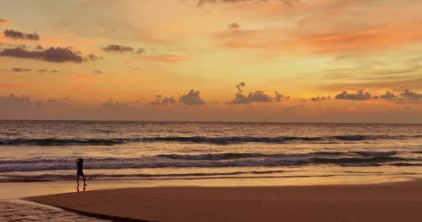 Повітряний Вид Дивовижне Небо Солодкому Заході Сонця Над Пляжем Карон — стокове відео