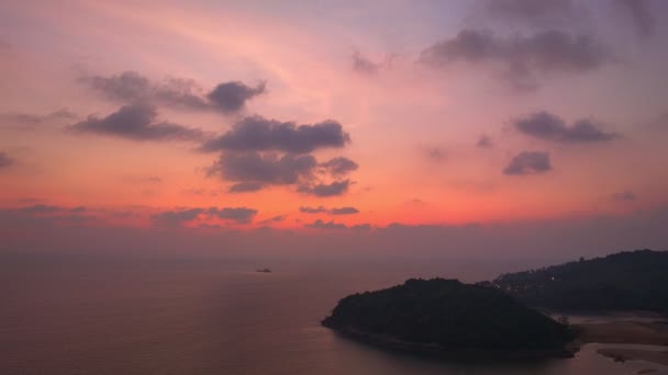 Vista Aérea Hiperlapso Paisaje Cielo Crepúsculo Sobre Isla Kala Playa — Vídeo de stock