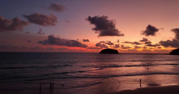 Malownicze Ujęcia Pięknego Zachodu Słońca Niebo Chmurami Tle — Wideo stockowe