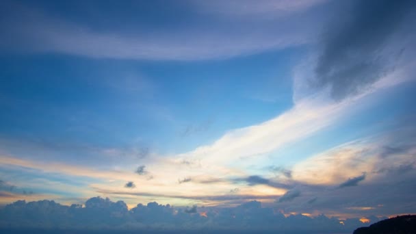 Luftbild Hyperlapse Bunte Rosa Wolke Blauen Sonnenuntergang Unkonventionelle Und Schöne — Stockvideo