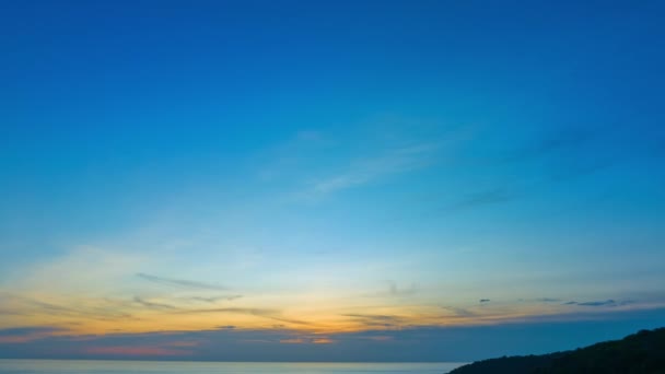 Zeitraffer Landschaft Ansicht Von Majestätischen Sonnenuntergang Landschaft Fantasievolle Wolkenlandschaft Farbenfrohen — Stockvideo