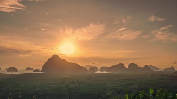 Time Lapse Increíble Luz Naturaleza Cielo Nuboso Sobre Samed Nang — Vídeo de stock