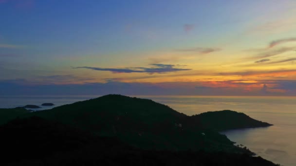 Flygfoto Majestätisk Solnedgång Eller Soluppgång Landskap Fantastiskt Ljus Naturen Ovanför — Stockvideo