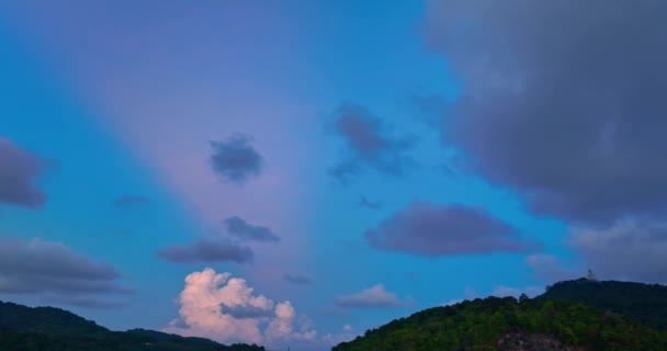 Légi Felvétel Erős Fény Megvilágította Égen Sodródó Felhőket Varázslatos Felhők — Stock videók