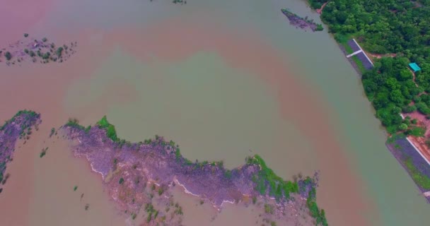 Widok Powietrza Niesamowite Dwa Kolory Dwóch Rzekach Trzech Skrzyżowaniach Khong — Wideo stockowe