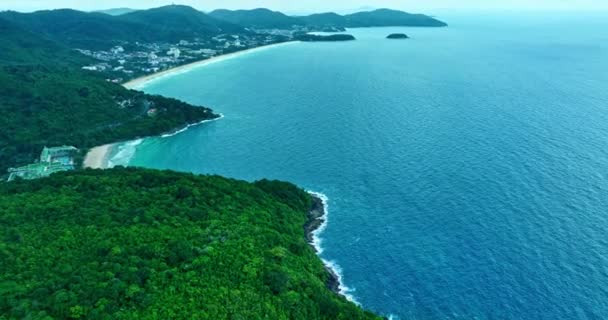 Özgürlük Sahili Patong Phuket Yeşil Orman Yeşil Deniz Manzarası — Stok video