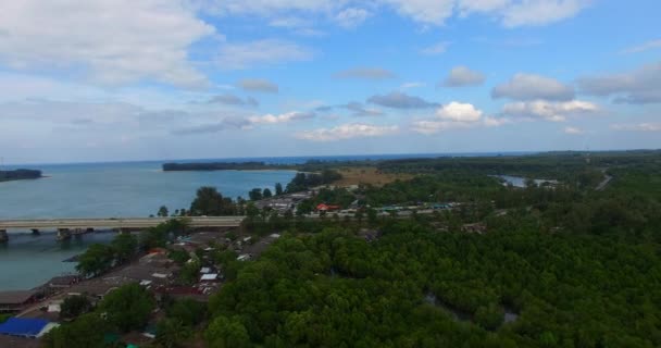 Luftaufnahme Sarasin Brücke Verbindet Phuket Mit Phang Nga — Stockvideo