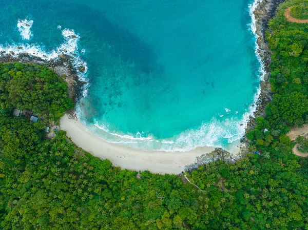 Özgürlük plajı manzaralı Patong, Phuket 