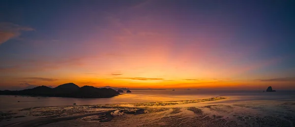 Vista Aérea Impresionante Cielo Amanecer Por Encima Isla Yao Noi — Foto de Stock