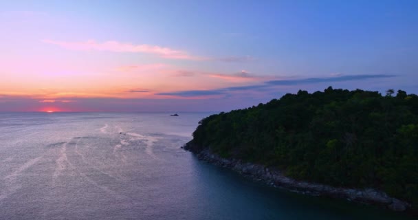 Vista Aérea Incrível Céu Rosa Por Sol Acima Ilha Kala — Vídeo de Stock