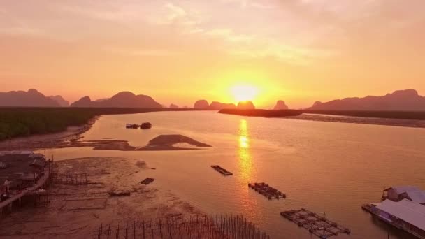 Вид Воздуха Цвета Восхода Солнца Отражающиеся Океанских Водах Таиланда Потрясающий — стоковое видео