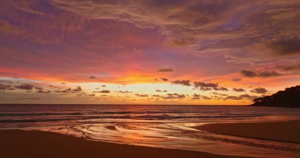 Güneş Batarken Okyanusun Üzerindeki Egzotik Gökyüzünün Havadan Görünüşü Gökyüzü Dokusunun — Stok video