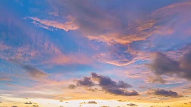 从空中俯瞰大海上方迷人的落日 色彩艳丽 自然与旅行概念 — 图库视频影像